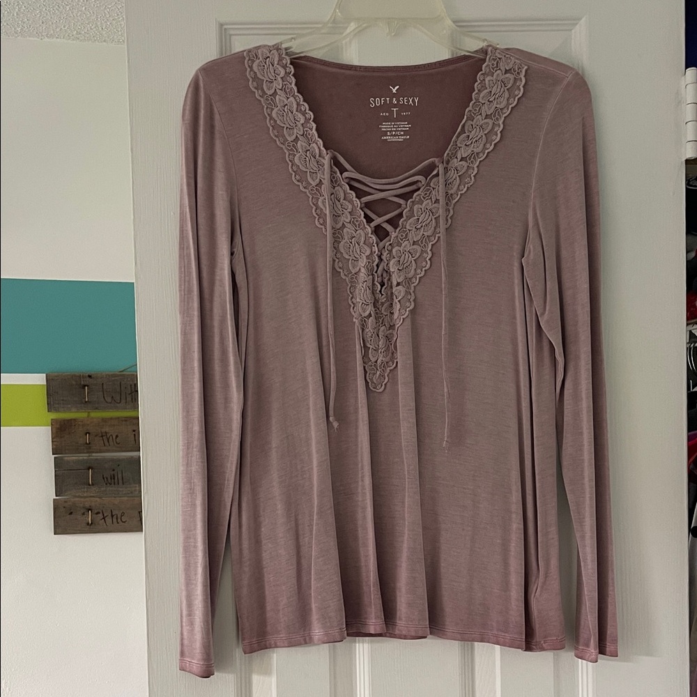 Hollister Lace-Up shirt